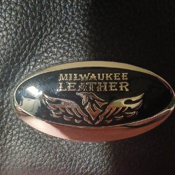 MilwaBlack Leather Crossbody Bag with Metal Accents - Picture 2 of 10